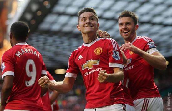 来自不同背 来自不同背